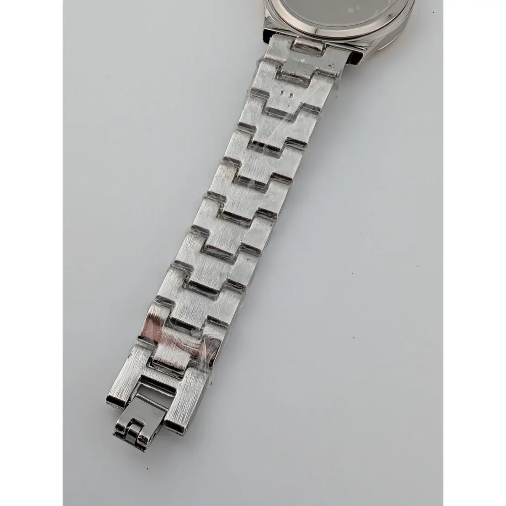 Women's Quartz Watch 30mm Case Two Tone 7.5